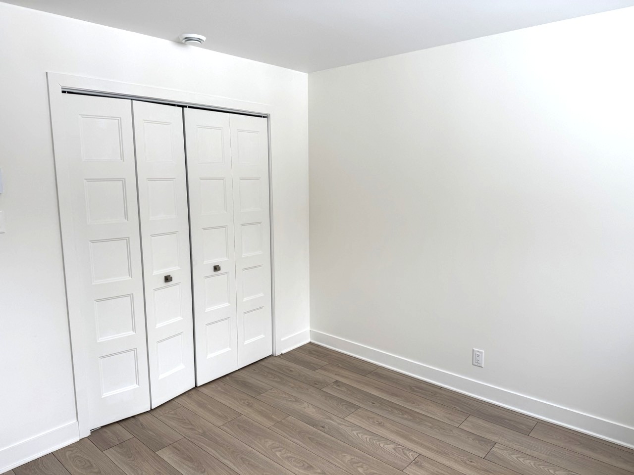 Unit carousel image