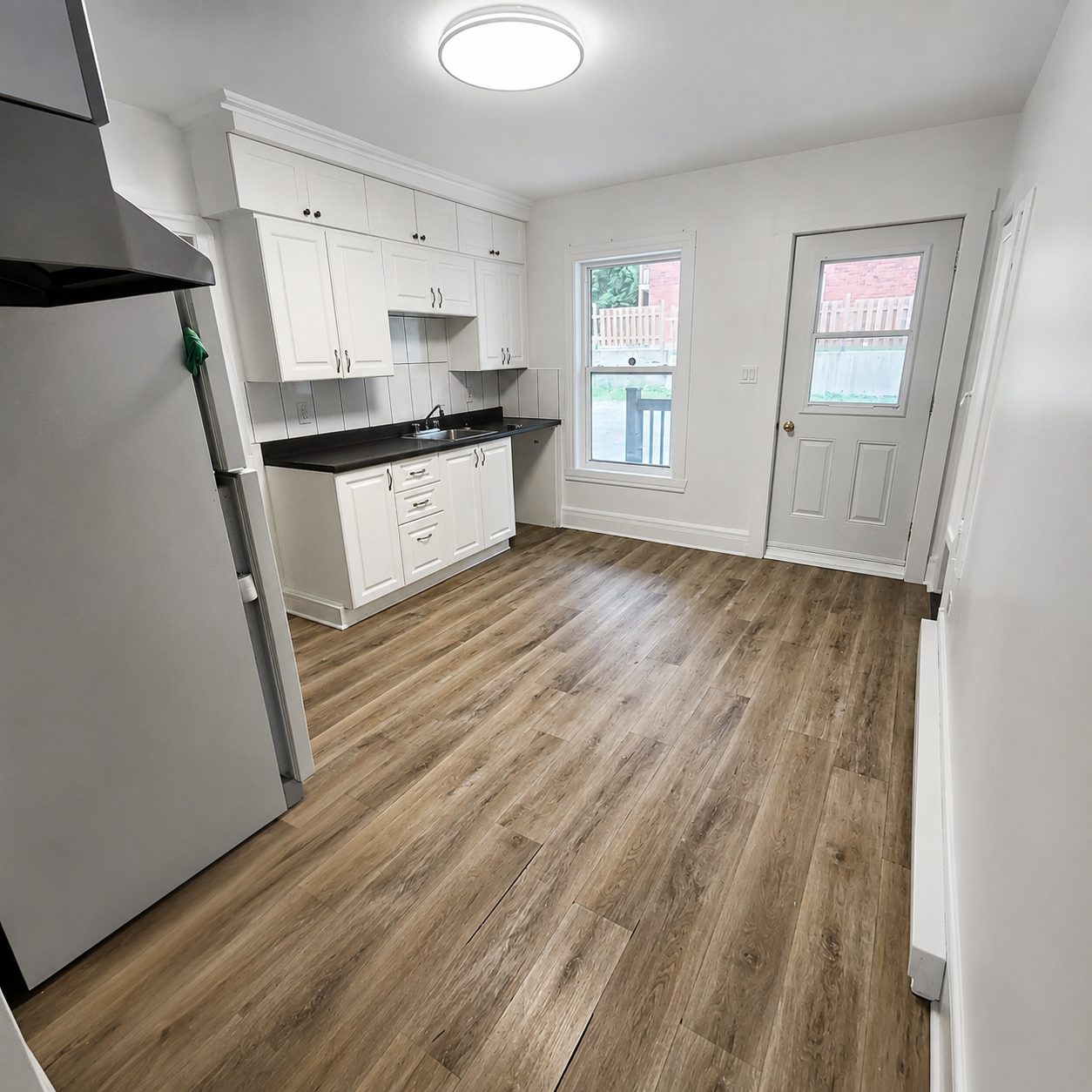 872 Rue Short, Sherbrooke, QC J1H 2G1 — photo 2