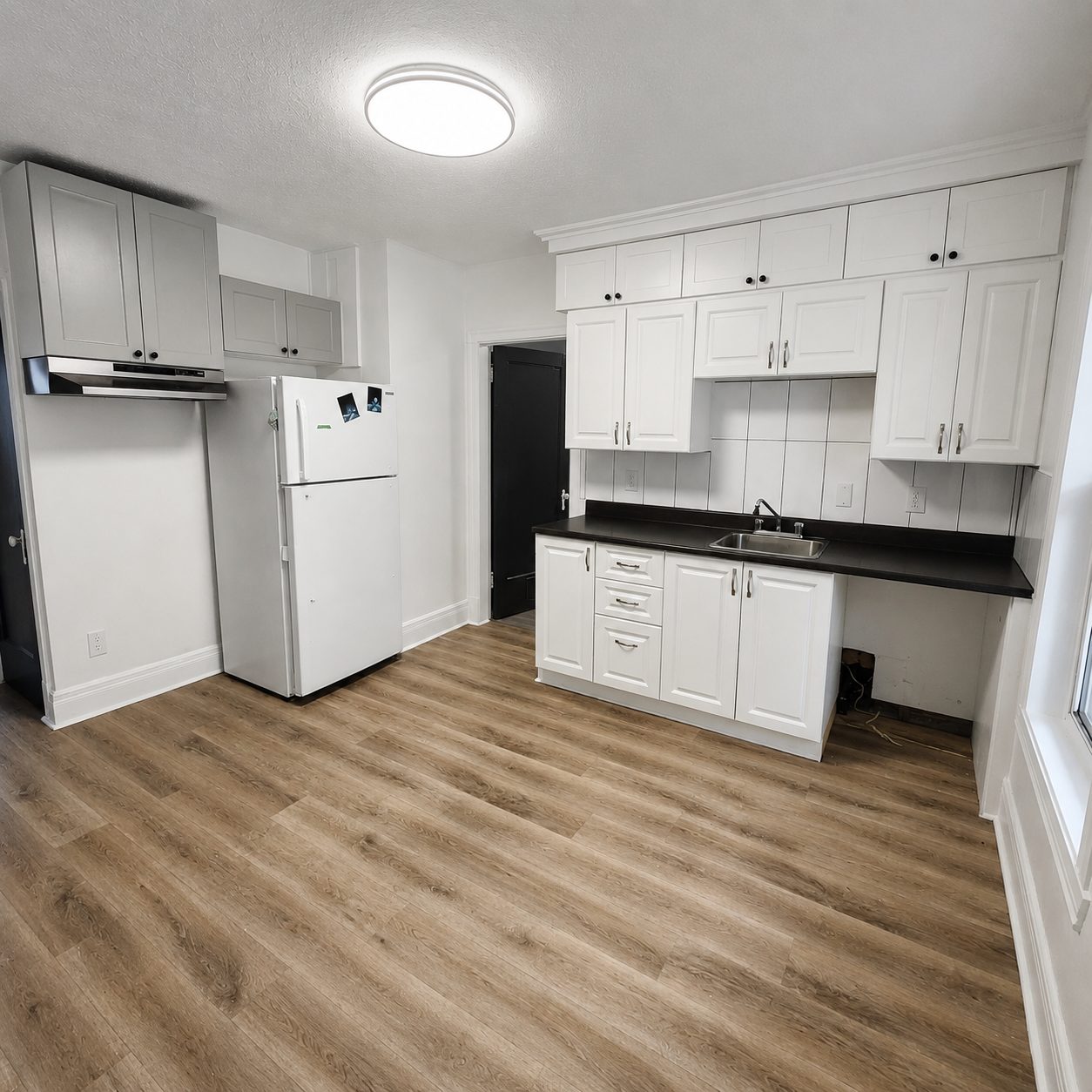 872 Rue Short, Sherbrooke, QC J1H 2G1 — photo 1