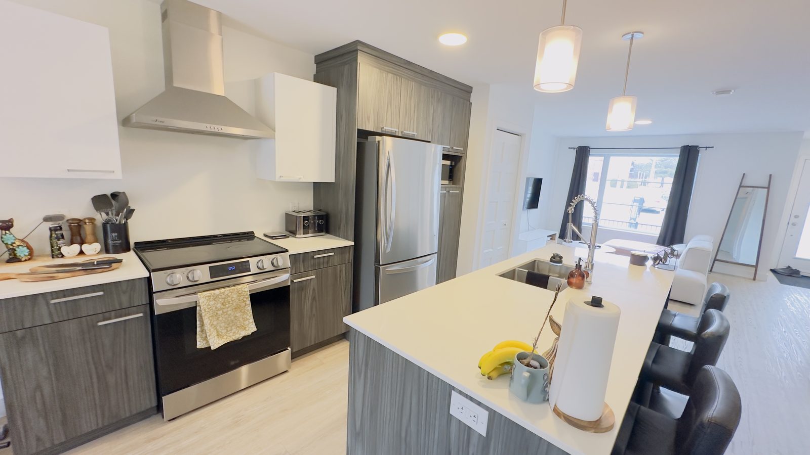 299 Chem. Plante #8, Sherbrooke, QC J1G 3K1 — photo 1